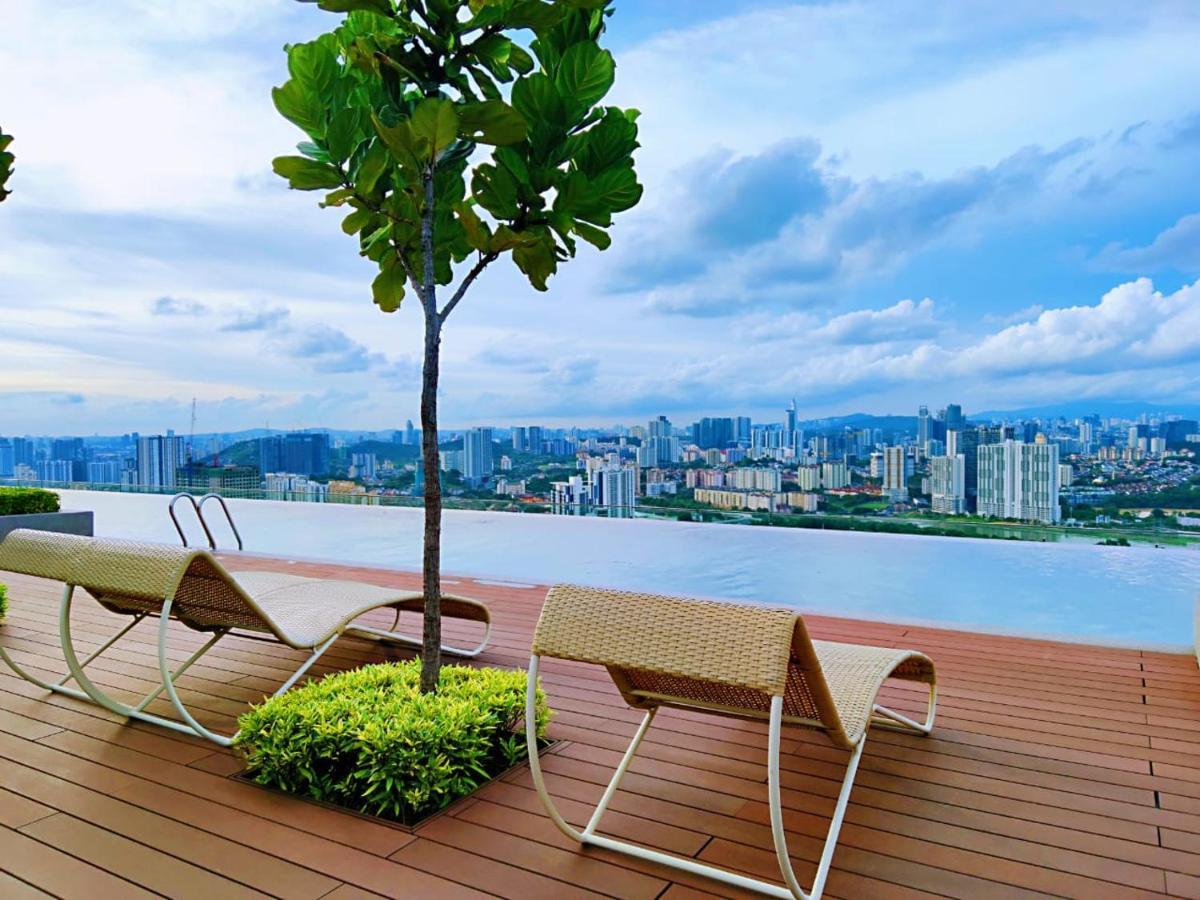 Maxine Apartemen *